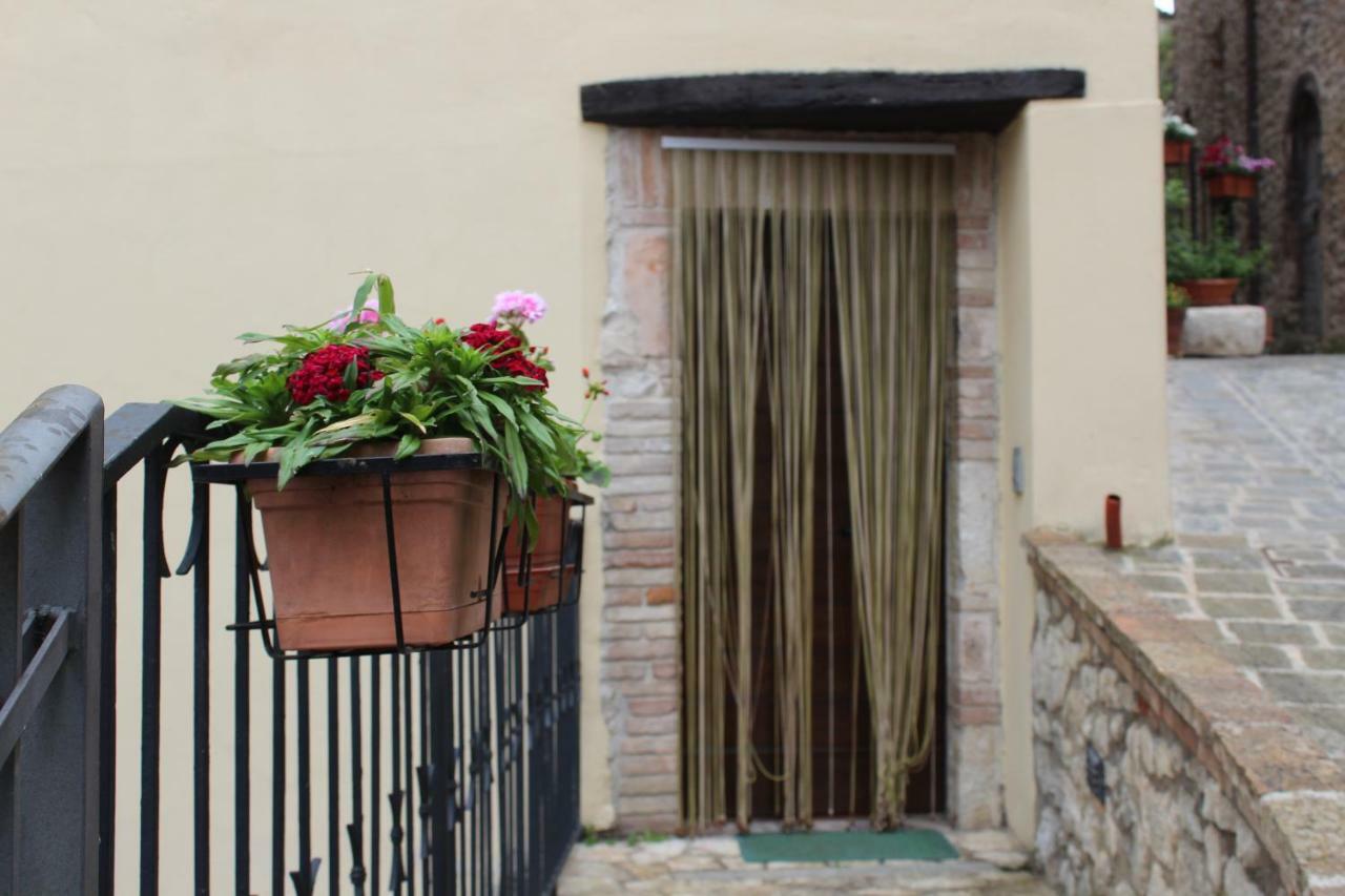 Il Castello Sul Lago Arrone Exterior photo