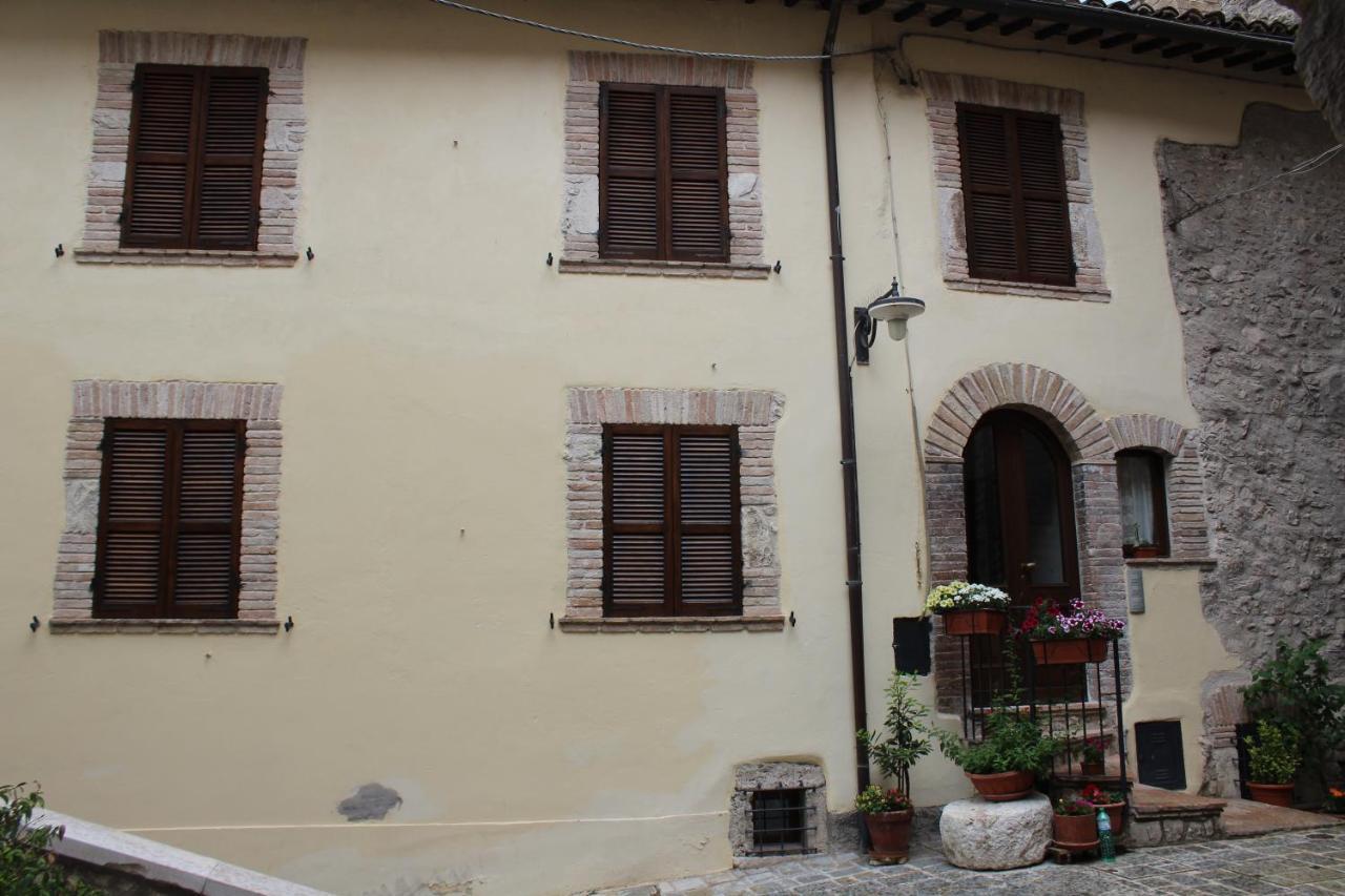 Il Castello Sul Lago Arrone Exterior photo