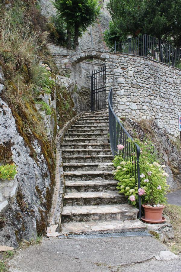 Il Castello Sul Lago Arrone Exterior photo